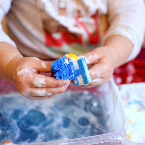 Alphabet Wash: Indoor Water Play 2020 | Entertain Your Toddler