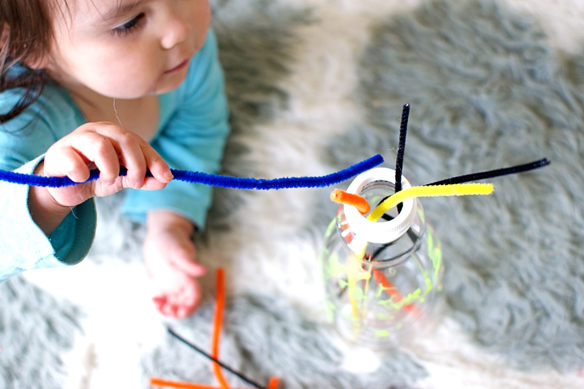 Pipe Cleaner Pull — Baby Play Hacks