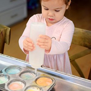 4 Baking Soda and Vinegar Activities for Toddlers and Preschoolers 2022 ...